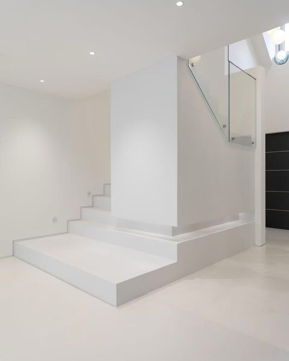 Bespoke stair detail